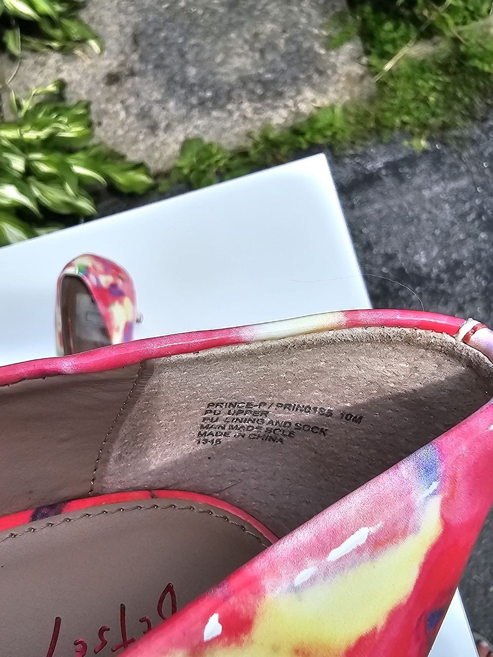 Betsey Johnson Neon Pink Multicolor Bow Pointed Toe Pumps - Picture 3 of 3